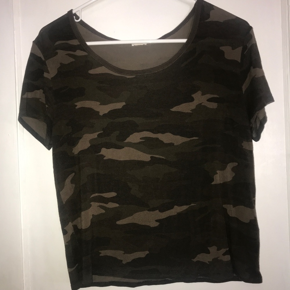 CAMO CROP TOP